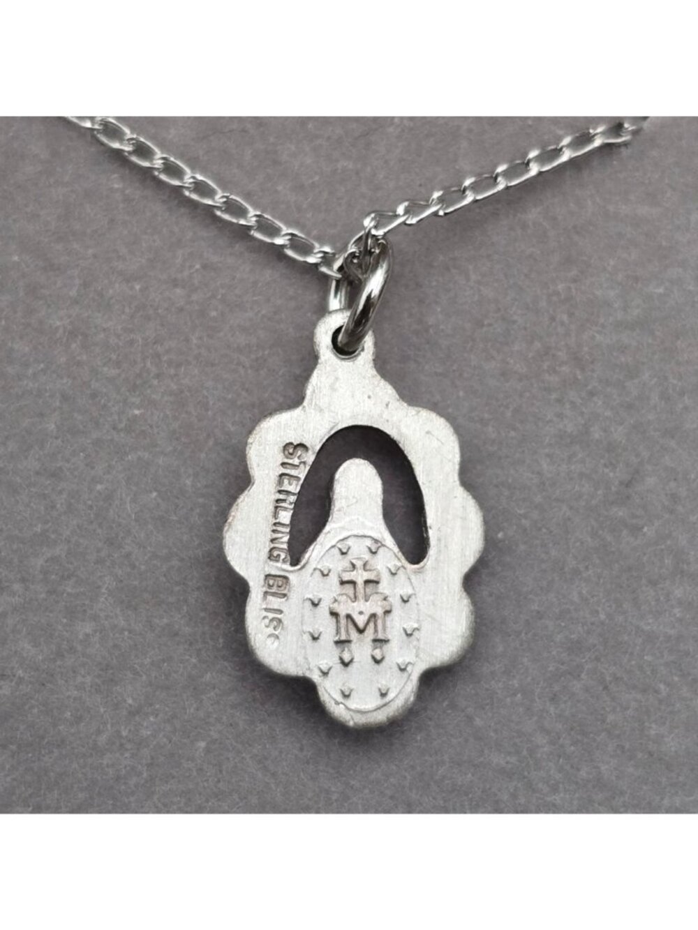 Vintage Bliss Sterling Silver Miraculous Medal Virgin Mary Pendant Necklace 18" - Picture 3 of 9